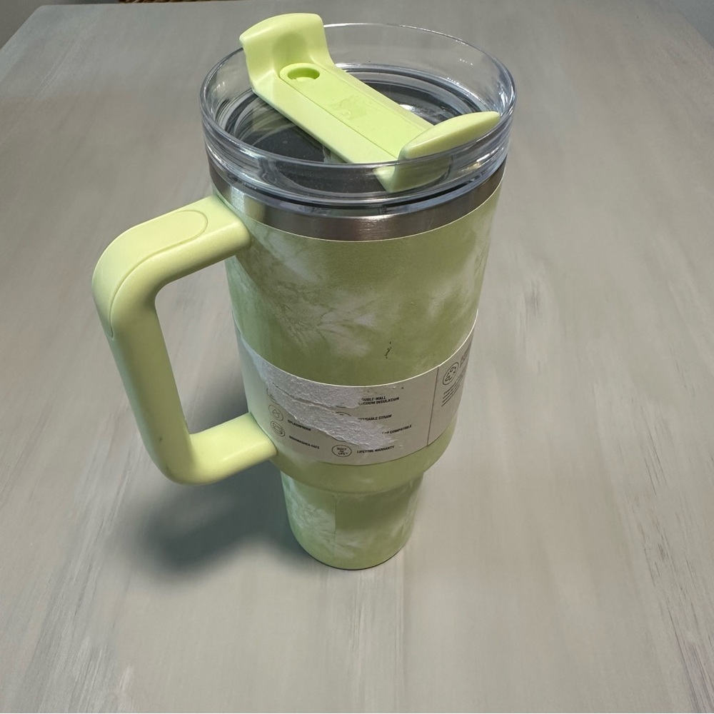 Stanley Cup 40oz - Target Exclusive (citron tie dye) - Picture 4 of 6